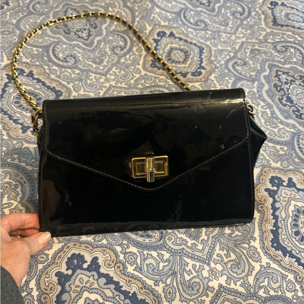 Black patent purse
